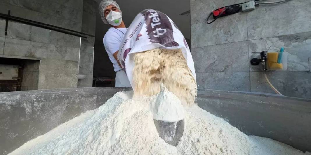 8 saatte hazırlanıyor, 7 gün taze kalıyor! ‘Diyetisyen ekmek’ yüksek talep görüyor: 400 kilo 2 günde tükeniyor 5